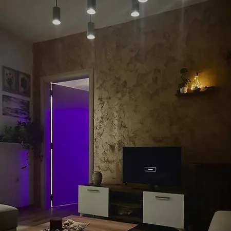 Appartamento Charming 2 Bedroom Apartment.