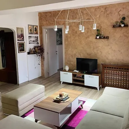 Charming 2 Bedroom Apartment. Skopje